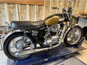 Classic Motorcycle Repairs and Restoration,WE SERVICE, REPAIR, FULLY RESTORE, BUY AND SELL CLASSIC MOTORCYCLES,SPECIALISING IN 40s 50s 60S  70s AND EARLY 80s MOTORCYCLES,Triumph,Bonneville,Trophy,t120,Meriden,t140v,t140e,co-operative,tiger cub,650,750,250,350,500,Daytona,trident,tsx,john hallard,pre unit,tss 8 valve,t100 trophy,t110,